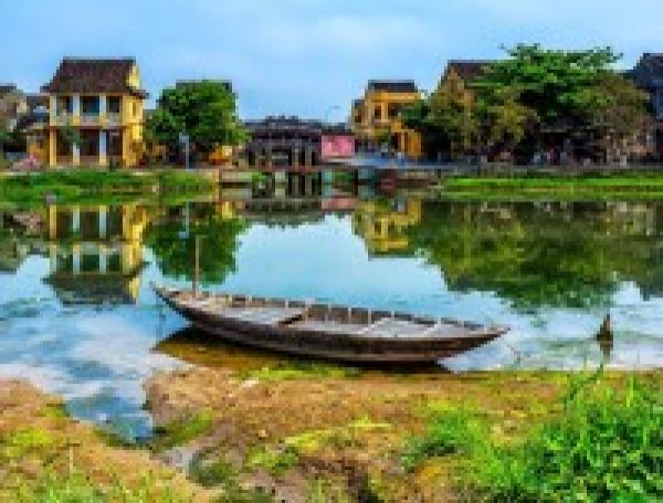 Vietnam at a Glance - 12 Days