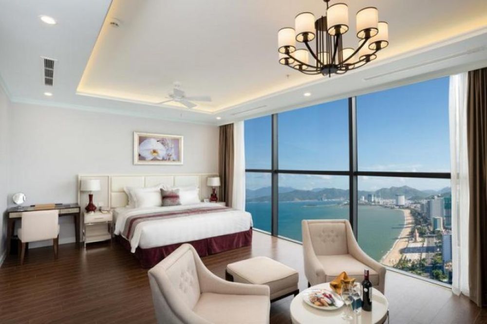 Combo Nha Trang 3N2Đ - Vinpearl Condotel Beachfront 5* + Vé MB + Vé Vinwonder + Buffet sáng