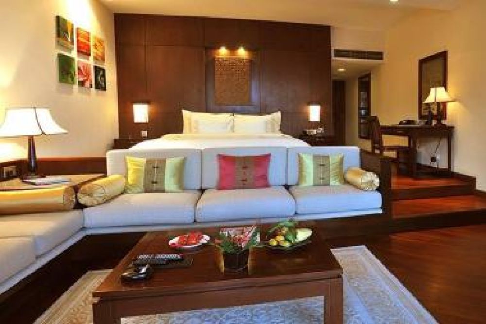 Combo Đà Nẵng 3N2Đ - Furama Resort Đà Nẵng 5* + Vé MB + Ăn Sáng + Đón sân bay